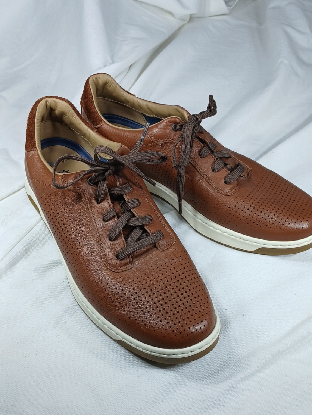 Johnston & Murphy perforated Brown Leather Men’s lace loafers